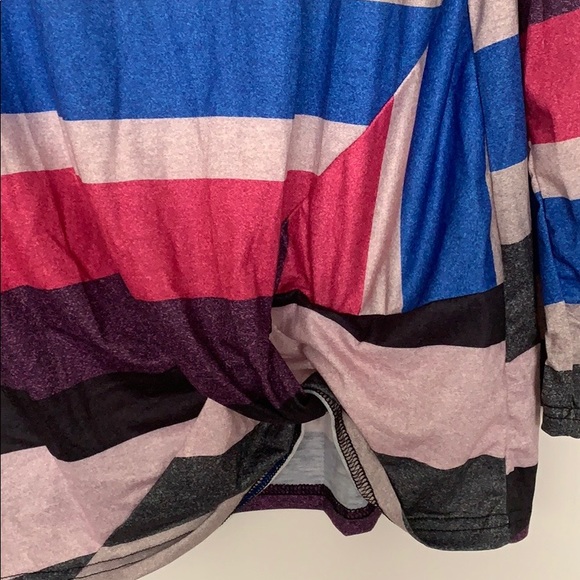 Top - Picture 3 of 6